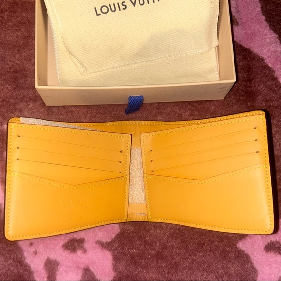 🔥 Louis Vuitton ‘Blurry’ Monogram Slim Wallet - Picture 6 of 16
